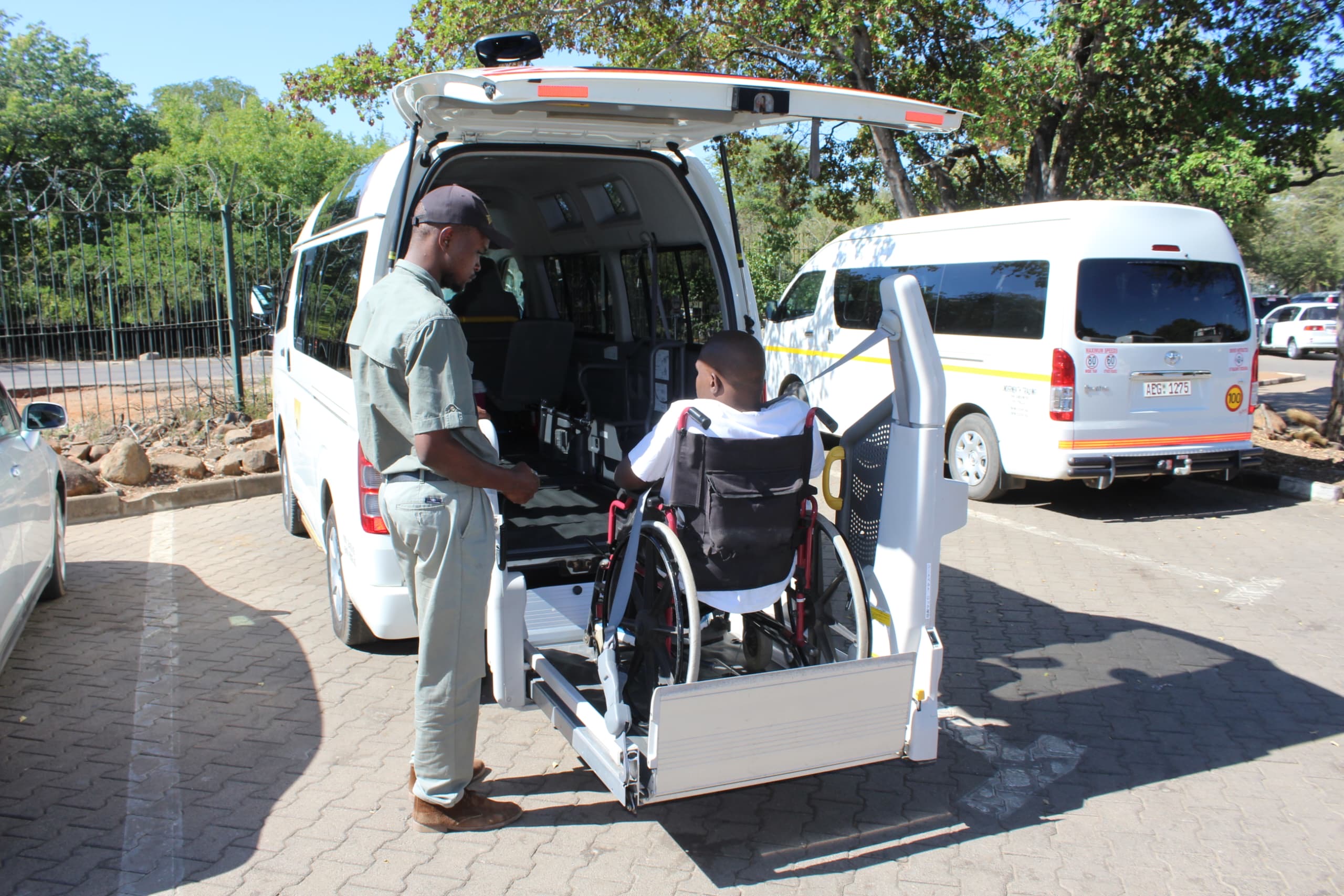 Accessible safari vehicle with a professional guide