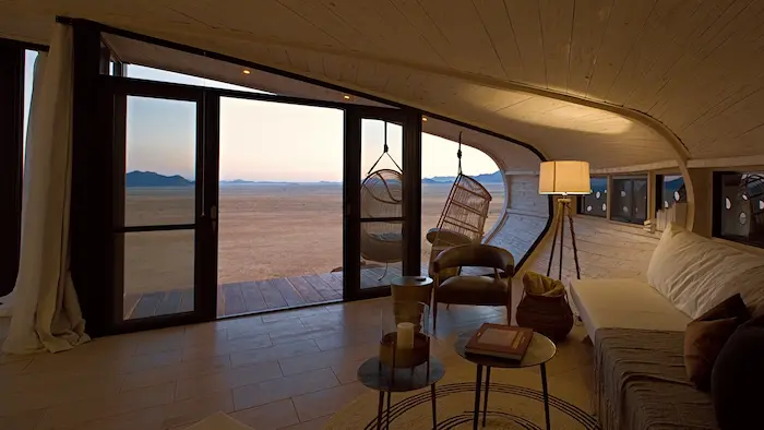 Desert Whisper lounge