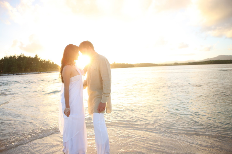 Mauritius honeymoon couple