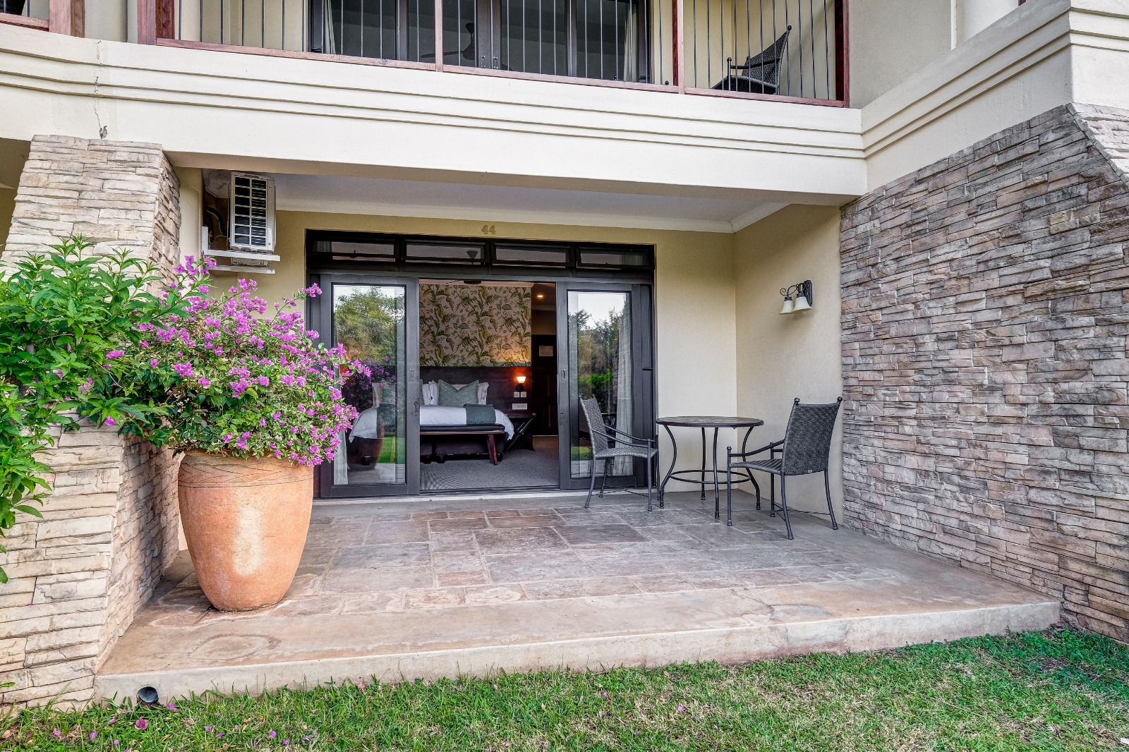 Ilala Lodge Victoria Falls romantic stay