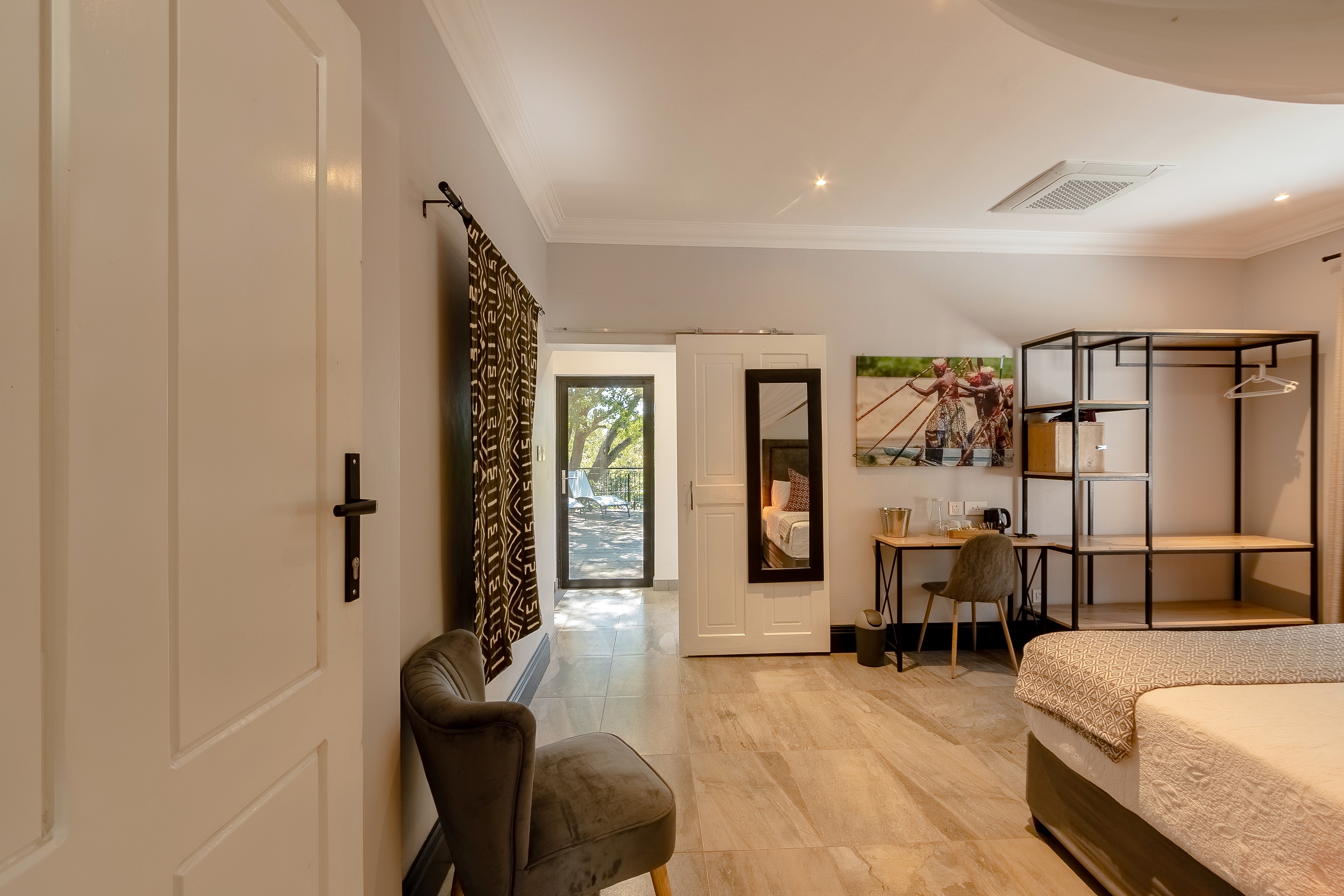 Nkosi Guest Lodge Victoria Falls