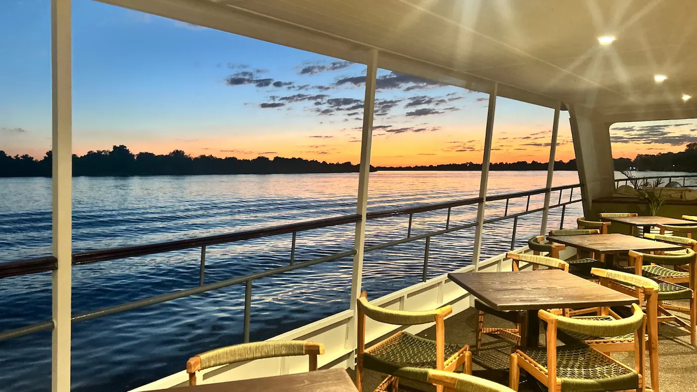 Zambezi Explorer Signature Deck